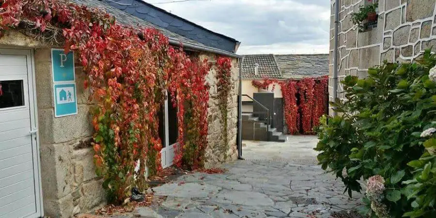 Albergue das Comadres, Barbadelo, Lugo - Camino Francés :: Albergues del Camino de Santiago