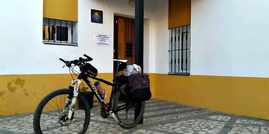 Albergue municipal de Almadén de la Plata, Sevilla - Vía de la Plata :: Albergues del Camino de Santiago