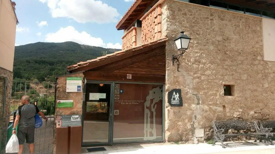 Albergue Turístico Vía de la Plata, Baños de Montemayor, Cáceres - Vía de la Plata :: Albergues del Camino de Santiago