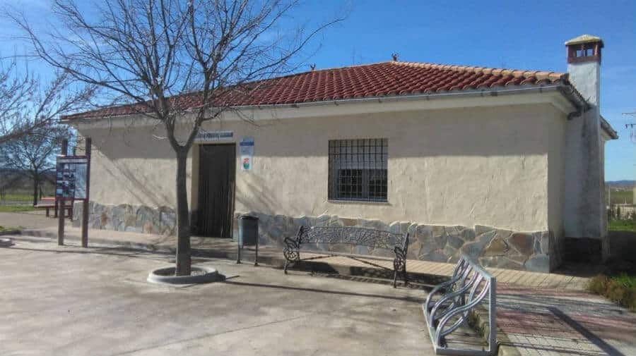 Albergue municipal de pregrinos de Valdesalor, Cáceres - Vía de la Plata :: Albergues del Camino de Santiago