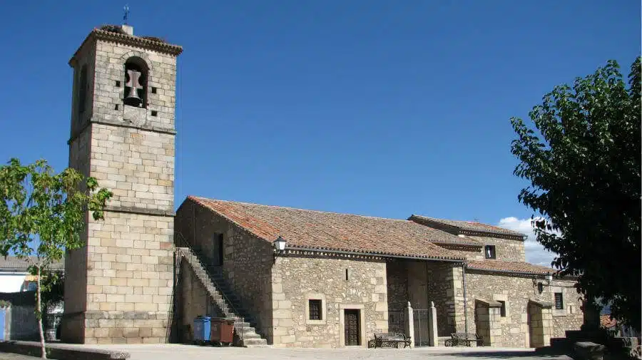 Iglesia de San Blas, Oliva de Plasencia, Cáceres - Vía de la Plata :: Guía del Camino de Santiago Iglesia de San Blas, Oliva de Plasencia, Cáceres - Vía de la Plata :: Guía del Camino de Santiago