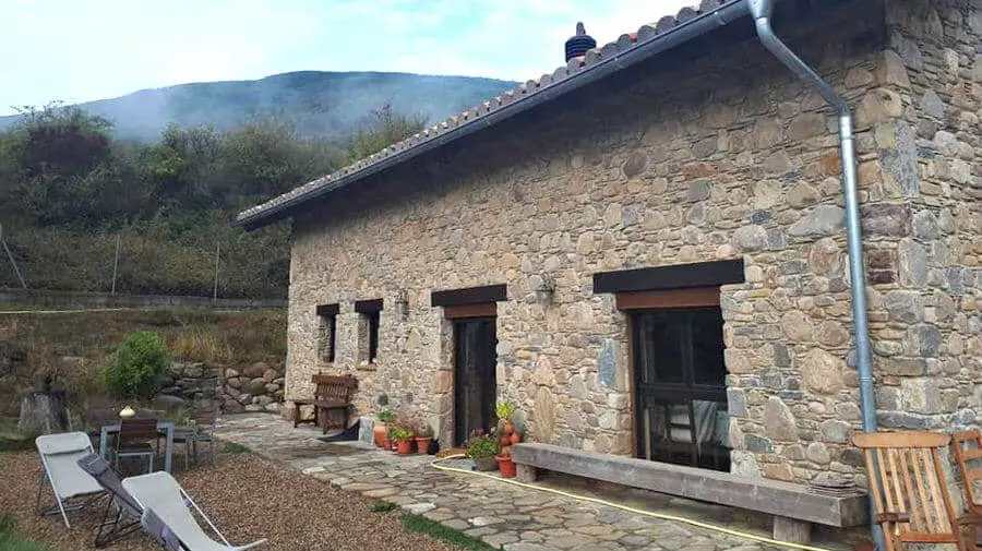 Albergue A'noguera, Castiello de Jaca (Huesca) - Camino Aragonés :: Albergues del Camino de Santiago