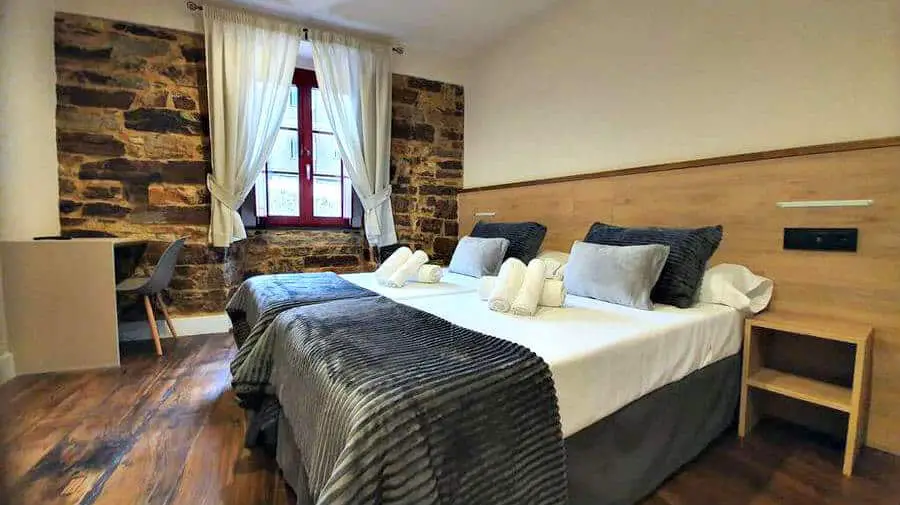 Albergue Casa Cuartel, A Fonsagrada, Lugo - Camino Primitivo :: Albergues del Camino de Santiago