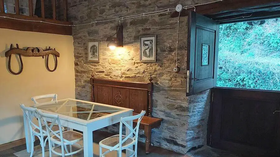 Casa O Paxar, Samos, Lugo - Camino Francés :: Alojamientos del Camino de Santiago