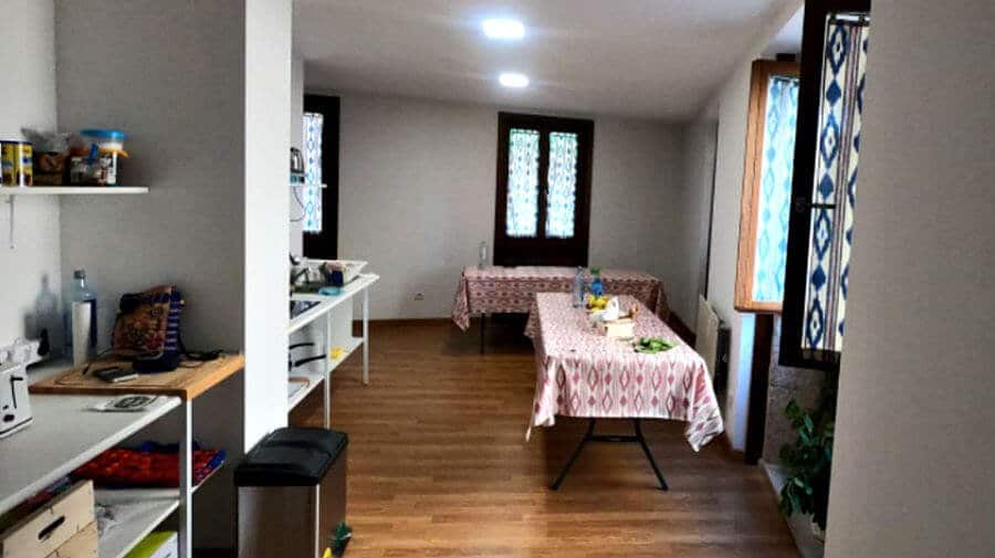 Albergue Santa María del Azogue, Betanzos - Camino Inglés :: Albergues del Camino de Santiago
