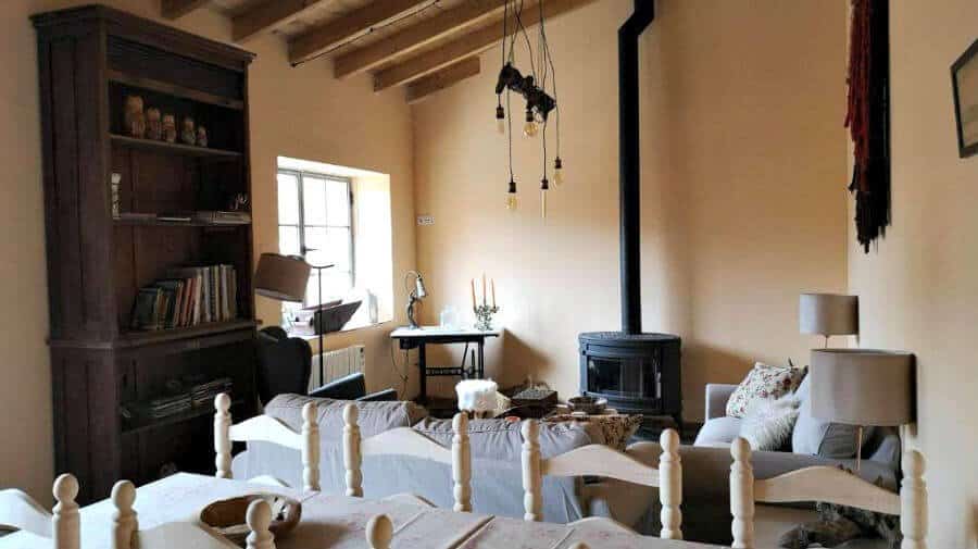 Albergue L'Abilleiru, Santibáñez de Valdeiglesias, León - Camino Francés :: Albergues del Camino de Santiago