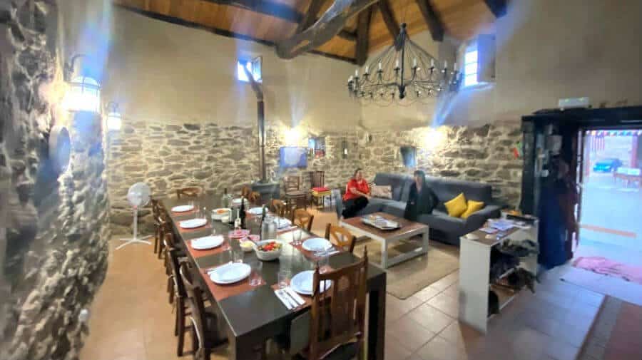 Albergue Casa Banderas, Vilachá, Lugo - Camino Francés :: Albergues del Camino de Santiago