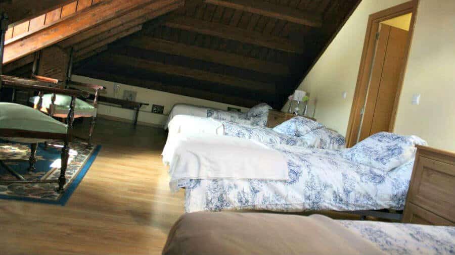 Albergue Camino y Leyenda, Trabadelo, León - Camino Francés :: Albergues del Camino de Santiago