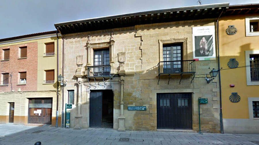 Albergue de peregrinos Casa de la Cofradía del Santo, Santo Domingo de la Calzada, La Rioja - Camino Francés :: Albergues del Camino de Santiago