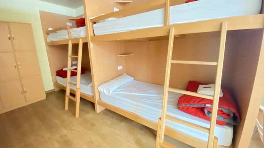 Albergue Cruce de Camiños, Arzúa, La Coruña - Camino Francés :: Albergues del Camino de Santiago