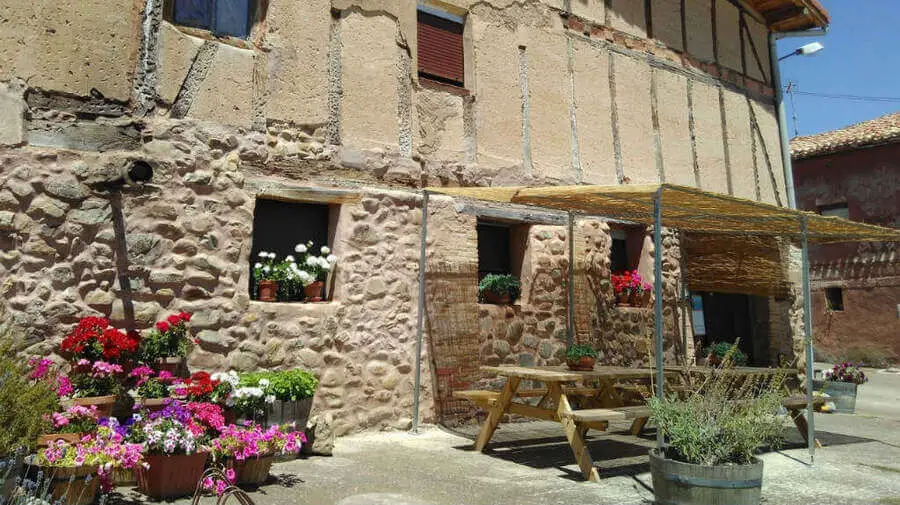 Albergue Refugio de peregrinos Acacio y Orietta, Viloria de Rioja, Burgos - Camino Francés :: Albergues del Camino de Santiago