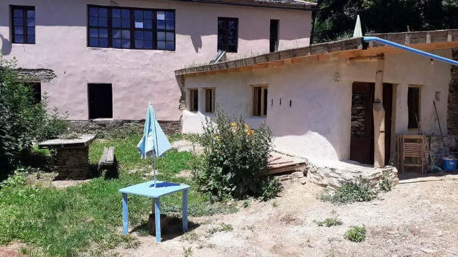 Albergue ecológico El Beso, A Balsa, Lugo - Camino Francés :: Albergues del Camino de Santiago
