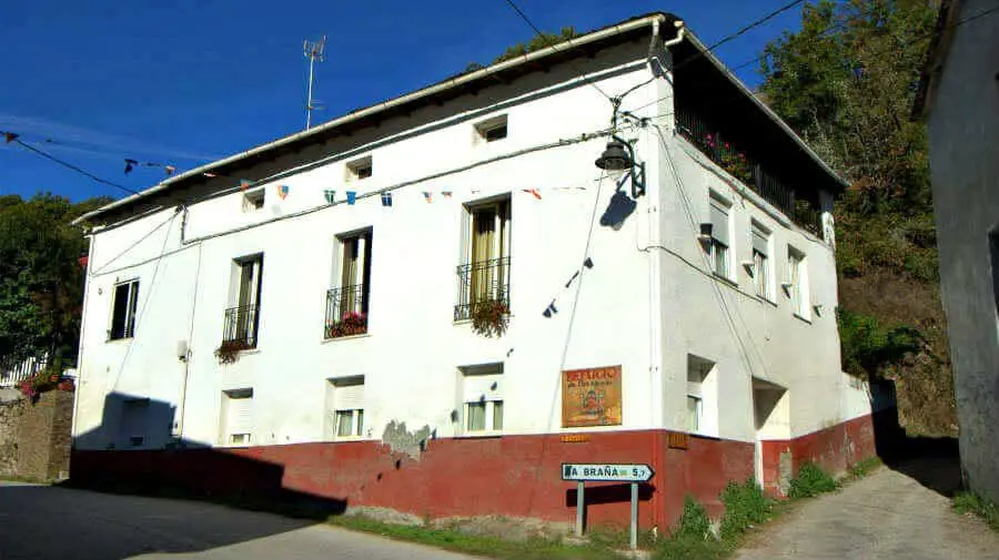 Albergue de peregrinos Pequeño Potala, Ruitelán, León - Camino Francés :: Albergues del Camino de Santiago