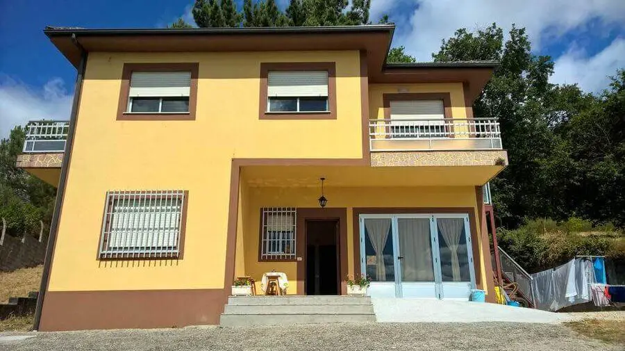 Albergue Casa do Marabillas, Portomarín, Lugo - Camino Francés :: Albergues del Camino de Santiago