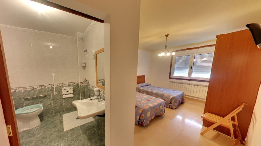 Albergue El Caminante, Portomarín - Camino Francés :: Albergues del Camino de Santiago