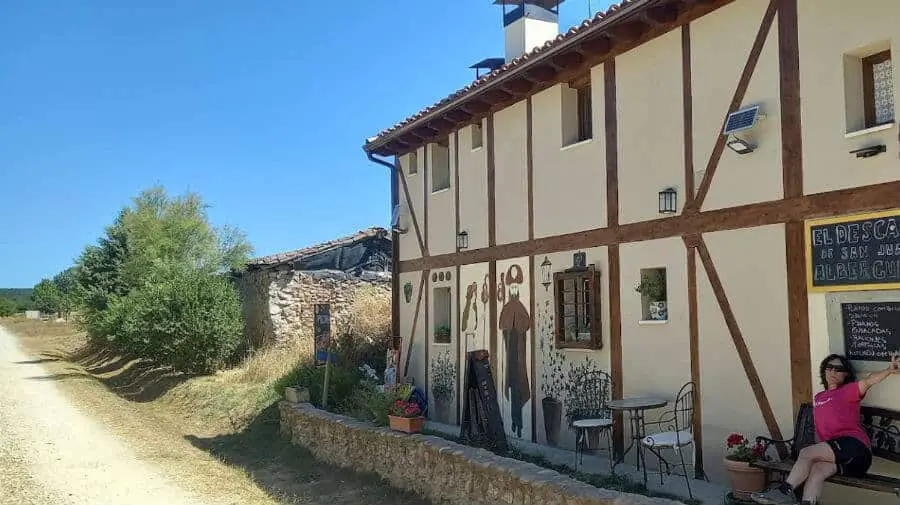 Albergue El Descanso de San Juan, San Juan de Ortega, Burgos - Camino Francés :: Albergues del Camino de Santiago
