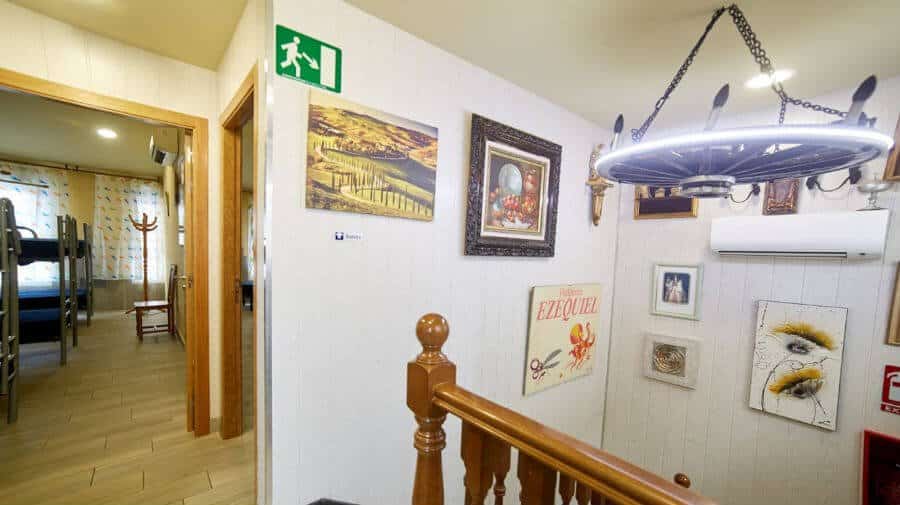 Albergue Ezequiel, Melide, La Coruña - Camino Francés :: Albergues del Camino de Santiago