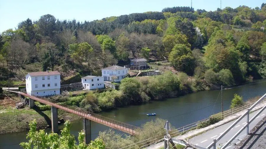 Albergue Folgueira, Portomarín, Lugo - Camino Francés :: Albergues del Camino de Santiago