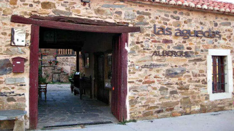 Albergue Las Águedas, Murias de Rechivaldo, León - Camino Francés :: Albergues del Camino de Santiago