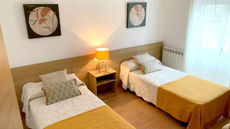Albergue Manuel, Portomarín - Camino Francés :: Albergues del Camino de Santiago