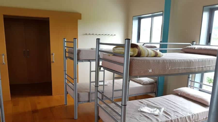 Albergue de la Xunta de Galicia de Briallos, Briallos-Portas - Camino Portugués :: Albergues del Camino de Santiago