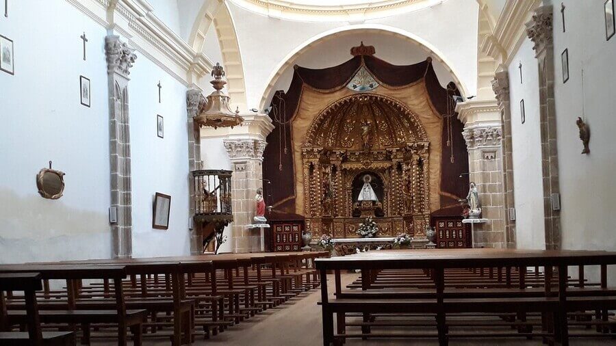 Albergue Nuestra Señora de Carrasquedo, Grañón, La Rioja - Camino Francés :: Albergues del Camino de Santiago