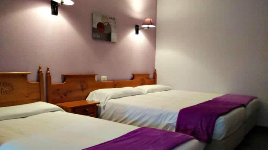 Albergue Hostal San Telmo, Tui, Pontevedra - Camino Portugués :: Albergues del Camino de Santiago