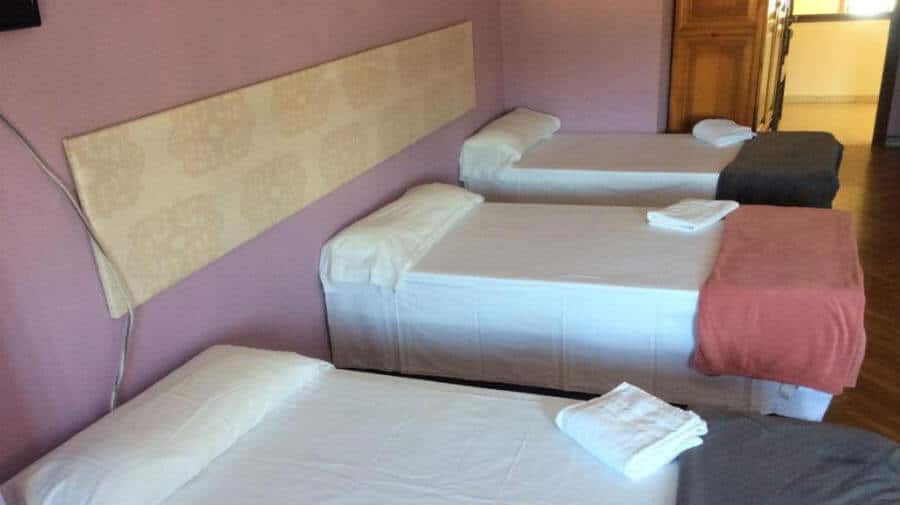 Albergue Hostal San Telmo, Tui, Pontevedra - Camino Portugués :: Albergues del Camino de Santiago