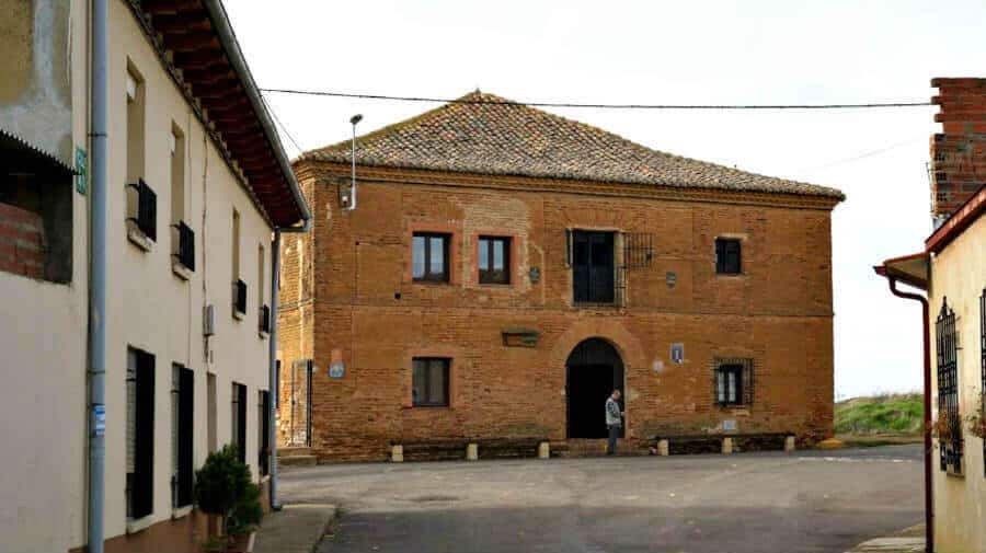 Albergue de peregrinos parroquial Casa Rectoral, Bercianos del Real Camino, León - Camino Francés :: Albergues del Camino de Santiago