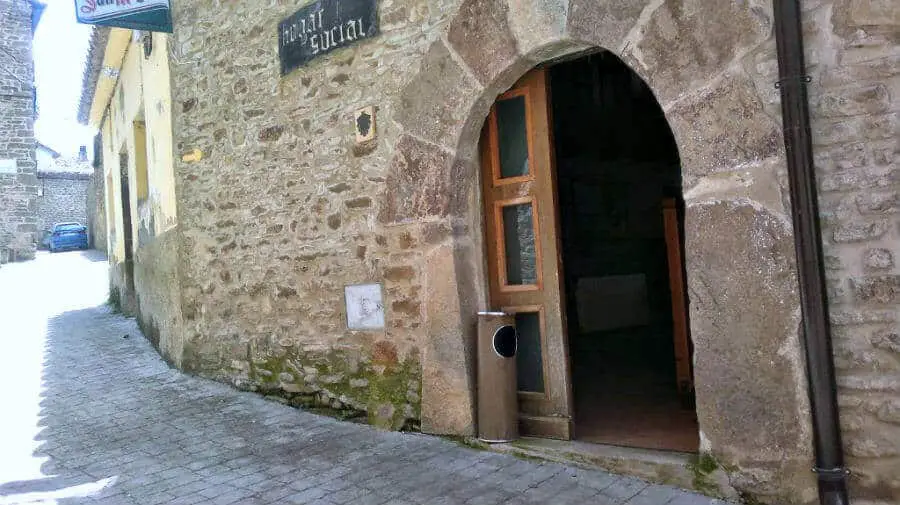 Albergue de Undués de Lerda, Zaragoza - Camino Aragonés :: Albergues del Camino de Santiago