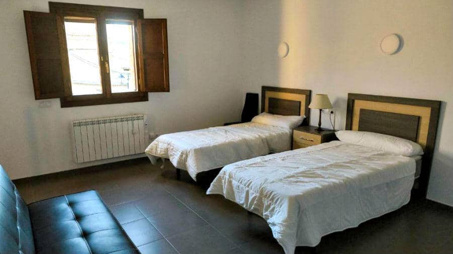 Albergue de Undués de Lerda, Zaragoza - Camino Aragonés :: Albergues del Camino de Santiago