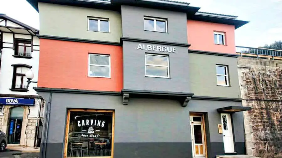 Albergue Carving Hostel, San Esteban de Pravia, Asturias - Camino del Norte :: Albergues del Camino de Santiago