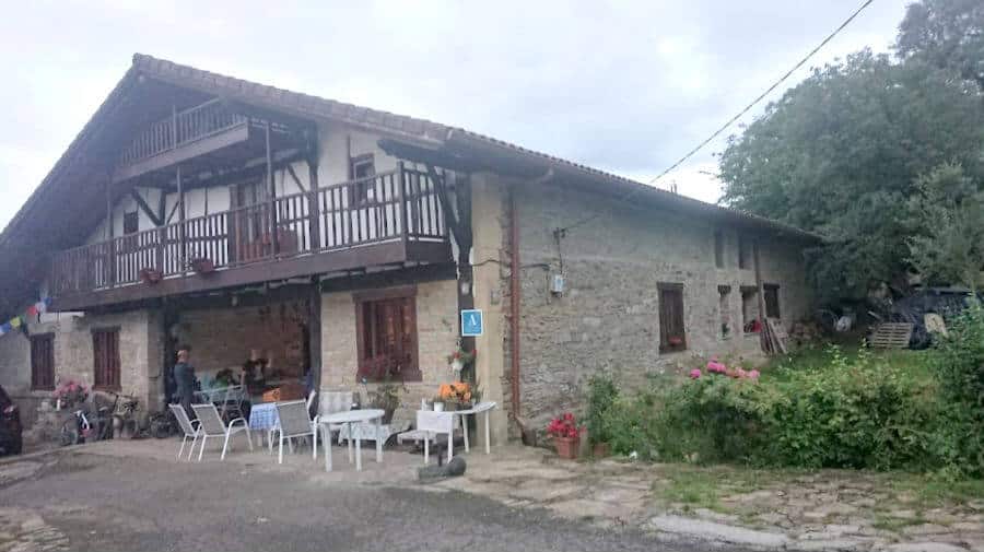 Albergue Caserío Pozueta, Muxika, Vizcaya - Camino del Norte :: Albergues del Camino de Santiago