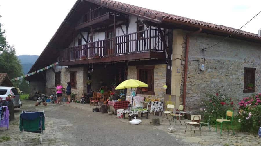 Albergue Caserío Pozueta, Muxika, Vizcaya - Camino del Norte :: Albergues del Camino de Santiago