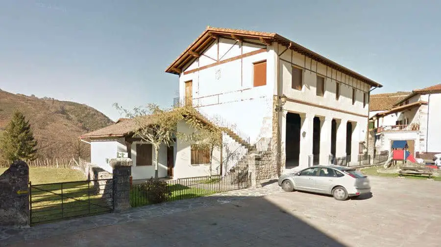 Albergue de peregrinos de Berroeta, Navarra, Camino de Santiago Baztanés :: Albergues del Camino de Santiago