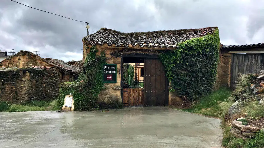 Albergue de peregrinos Rehoboth, Villar de Farfón - Camino Sanabrés :: Albergues del Camino de Santiago