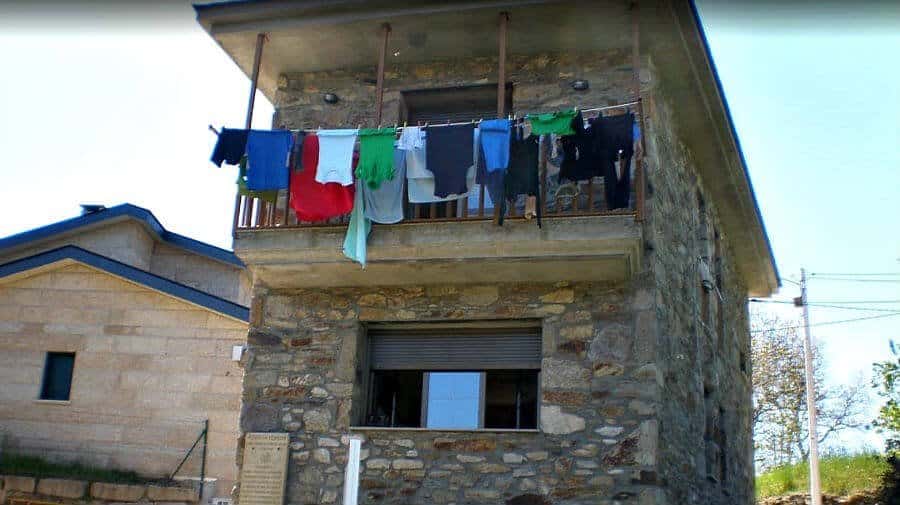 Albergue de peregrinos municipal de Lubián, Zamora - Camino Sanabrés :: Albergues del Camino de Santiago