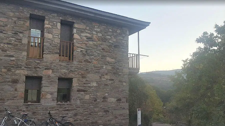 Albergue de peregrinos municipal de Lubián, Zamora - Camino Sanabrés :: Albergues del Camino de Santiago