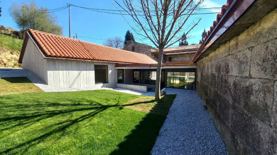 Albergue de peregrinos del Monasterio de Oseira, Orense - Camino Sanabrés :: Albergues del Camino de Santiago
