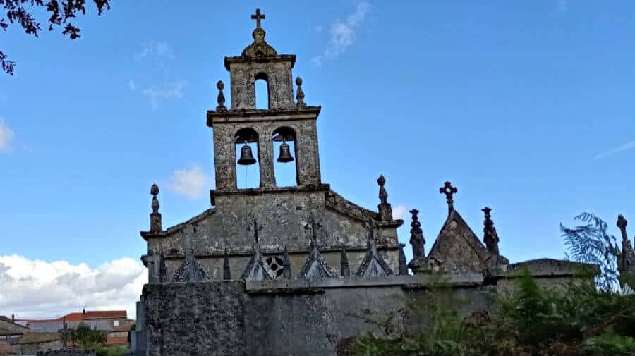 Iglesia de Alberguería (Villar de Barrio), Orense - Camino Sanabrés :: Guía del Camino de Santiago