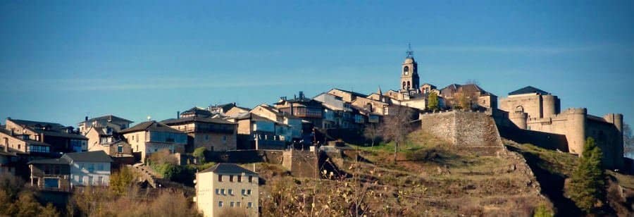 Panorámica de La Puebla de Sanabria, Camino Sanabrés :: Guía del Camino de Santiago Panorámica de La Puebla de Sanabria, Camino Sanabrés :: Guía del Camino de Santiago