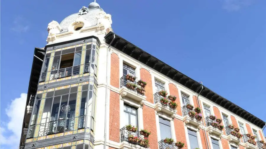 Albergue León Hostel, León - Camino Francés :: Albergues del Camino de Santiago