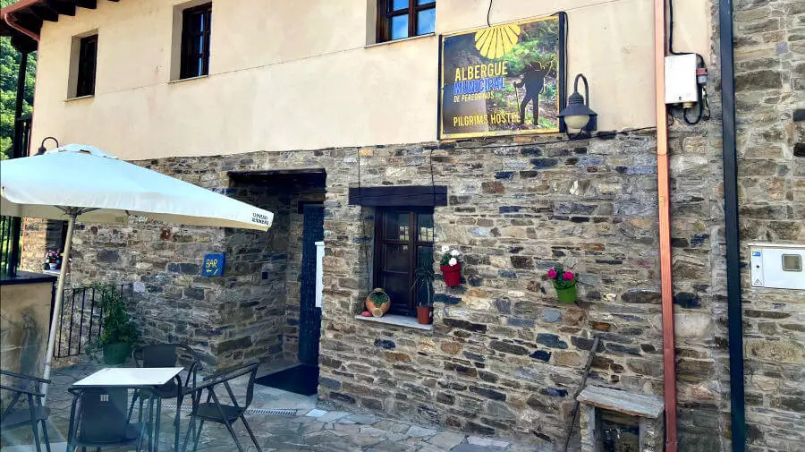 Albergue de peregrinos municipal de Trabadelo, León - Camino Francés :: Albergues del Camino de Santiago