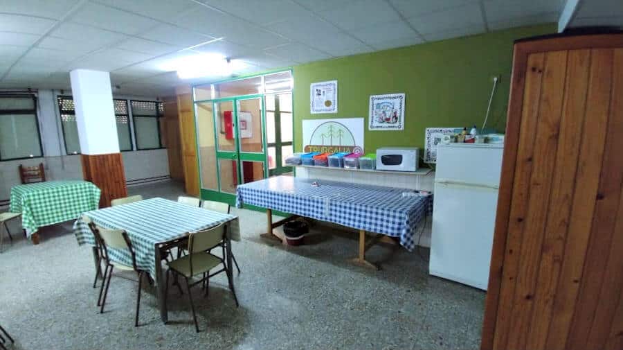 Albergue municipal de Quiroga - Camino de Invierno :: Albergues del Camino de Santiago