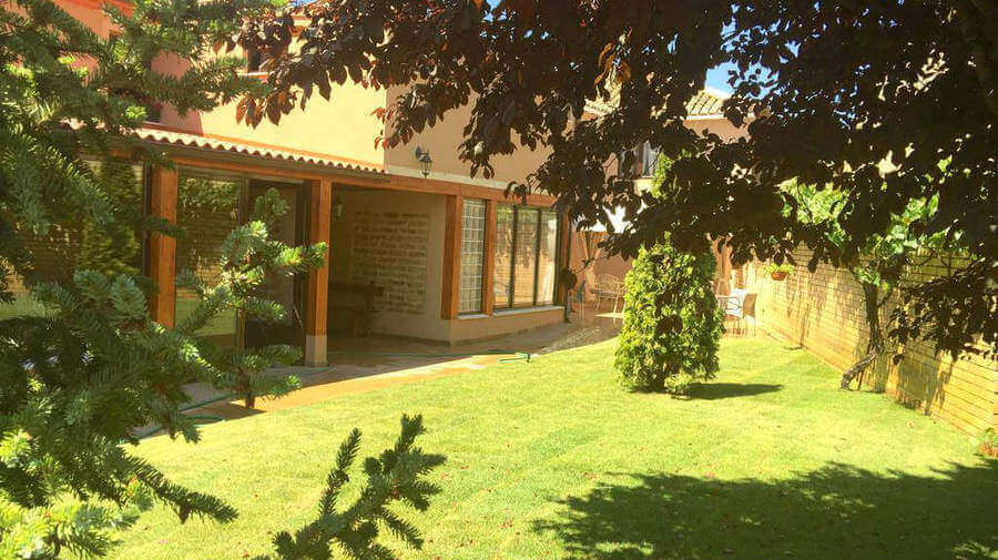 Albergue La Morena, Ledigos, Palencia - Camino Francés :: Albergues del Camino de Santiago Albergue La Morena, Ledigos, Palencia - Camino Francés :: Albergues del Camino de Santiago