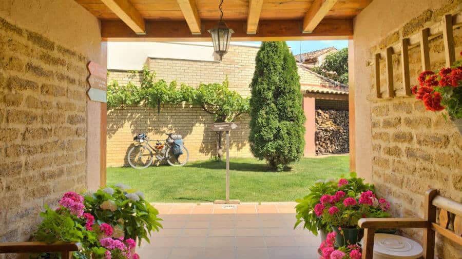 Albergue La Morena, Ledigos, Palencia - Camino Francés :: Albergues del Camino de Santiago Albergue La Morena, Ledigos, Palencia - Camino Francés :: Albergues del Camino de Santiago