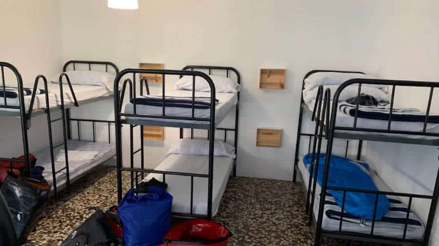 Albergue-Pensión Fernández, Vega de Valcarce - Camino Francés :: Albergues del Camino de Santiago