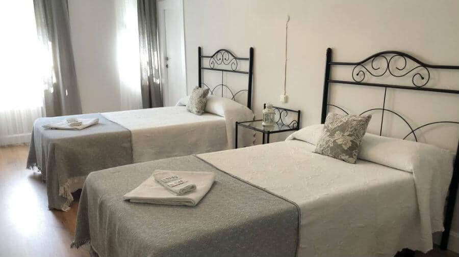 Albergue-Pensión Fernández, Vega de Valcarce - Camino Francés :: Albergues del Camino de Santiago