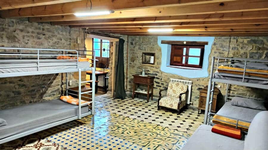 Albergue de peregrinos La Oveja Negra, Barzana (Villaviciosa) - Camino del Norte:: Albergues del Camino de Santiago