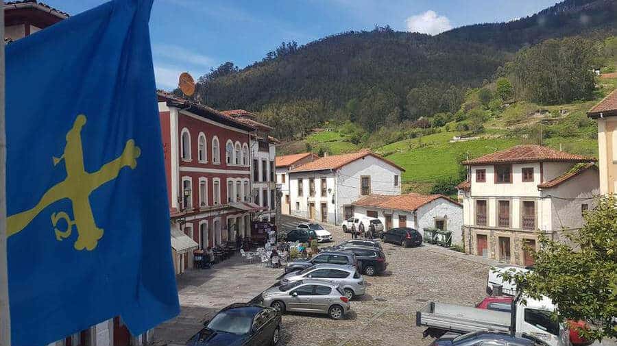 Albergue El Tulipán de Salas, Salas - Camino Primitivo :: Albergues del Camino de Santiago Albergue El Tulipán de Salas, Salas - Camino Primitivo :: Albergues del Camino de Santiago